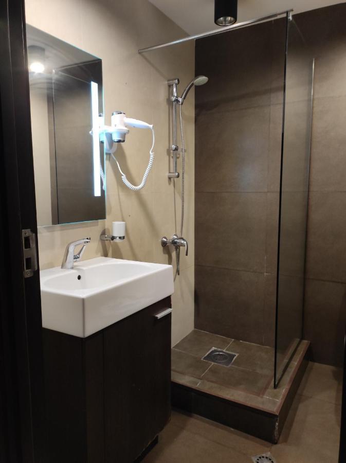 Hostel Simple Tbilisi ภายนอก รูปภาพ