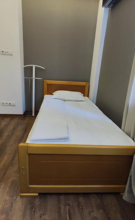 Hostel Simple Tbilisi ภายนอก รูปภาพ
