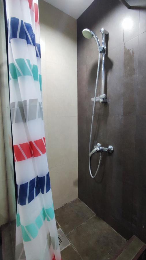 Hostel Simple Tbilisi ภายนอก รูปภาพ