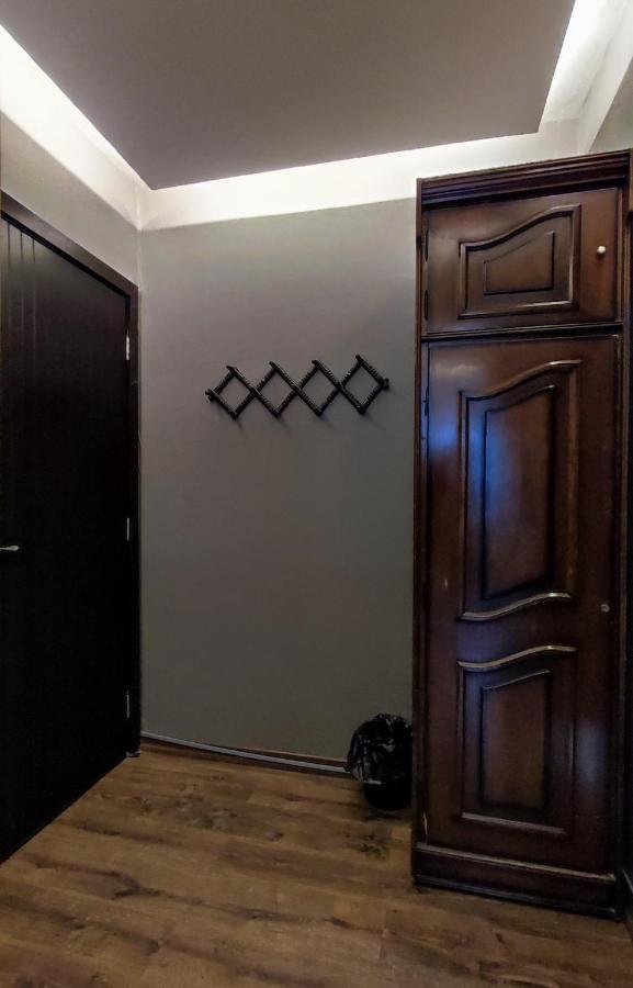 Hostel Simple Tbilisi ภายนอก รูปภาพ