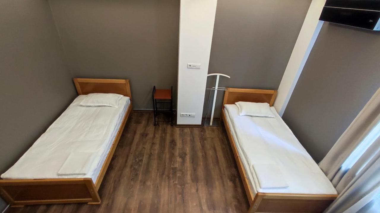 Hostel Simple Tbilisi ภายนอก รูปภาพ
